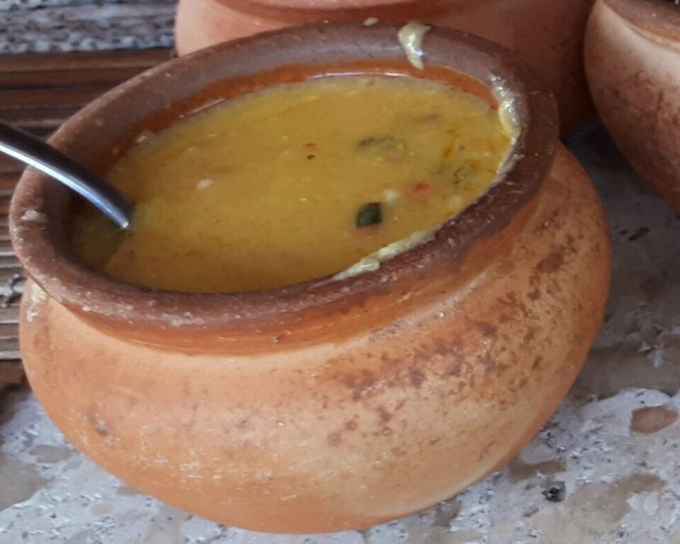 Pirão de Peixe do Rio Tocantins com Farinha de Mandioca Puba preparado com temperos L'Mark